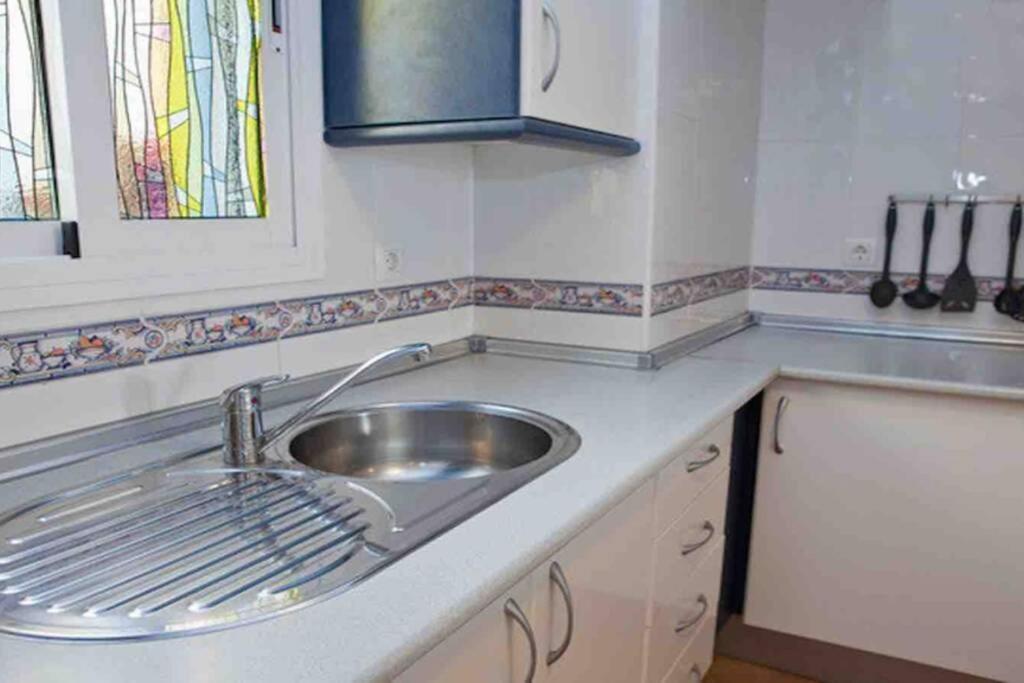 Apartamento A 2 Minutos Andando A La Playa. Ла Ислета дел Моро Екстериор снимка